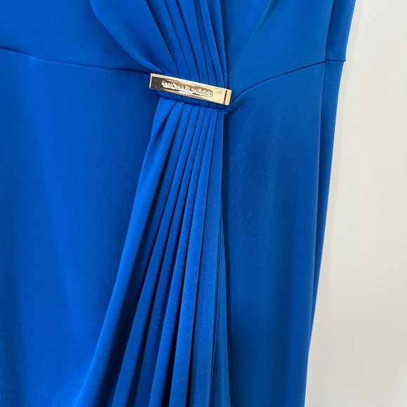 Michael Kors wrapped Dress - Picture 2 of 5
